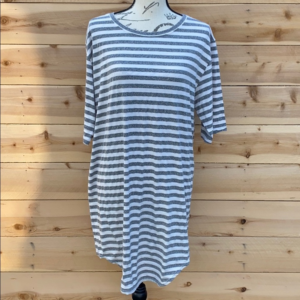 Keeping NY Everywhere Striped t-shirt dress